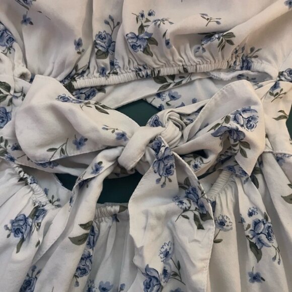 Hollister Blue Floral Backless Romper - Picture 7 of 7